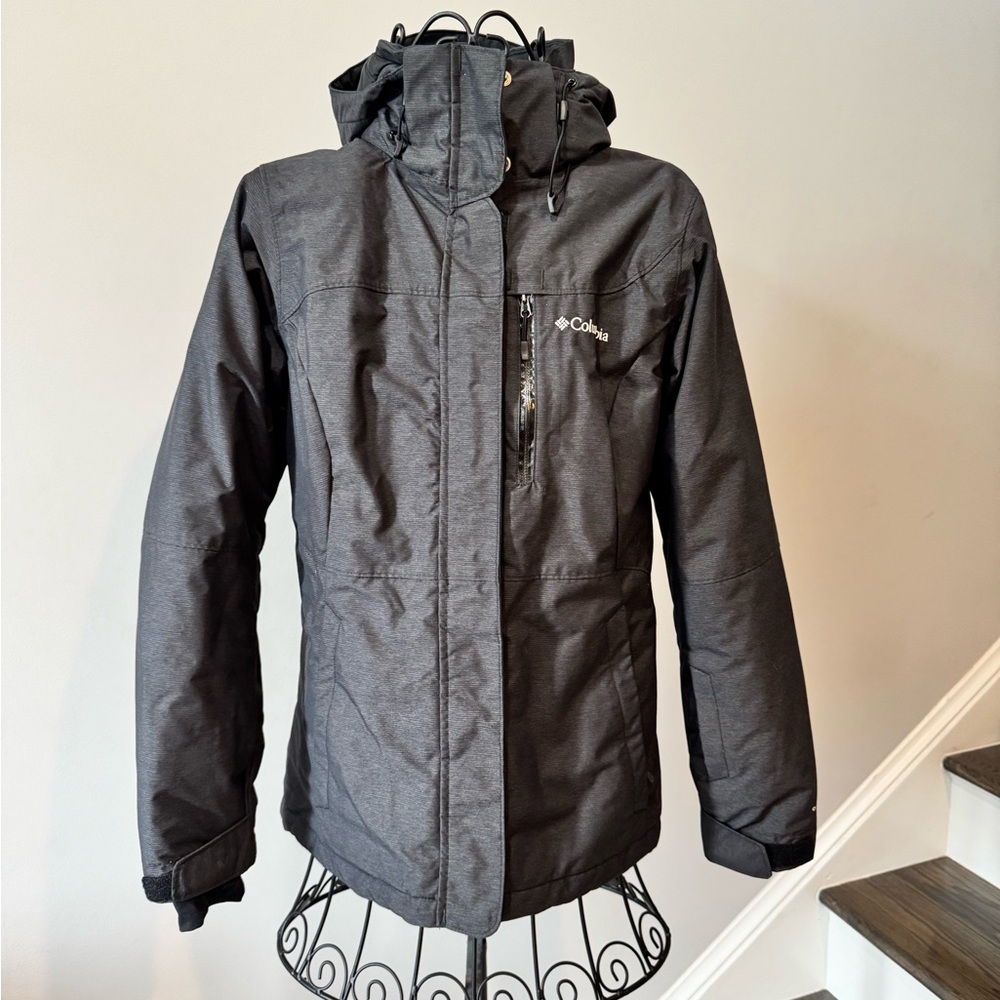 Columbia OMNI TECH Heat INSULATED WATERPROOF JACKET - Size Small
